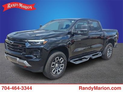 Used 2024 Chevrolet Colorado Z71 w/ Z71 Convenience Package 2