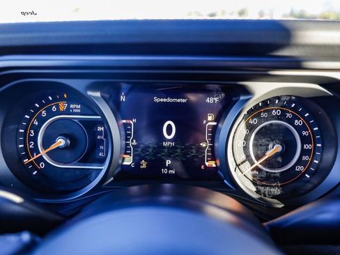 New 2026 Jeep Gladiator Sahara image 22