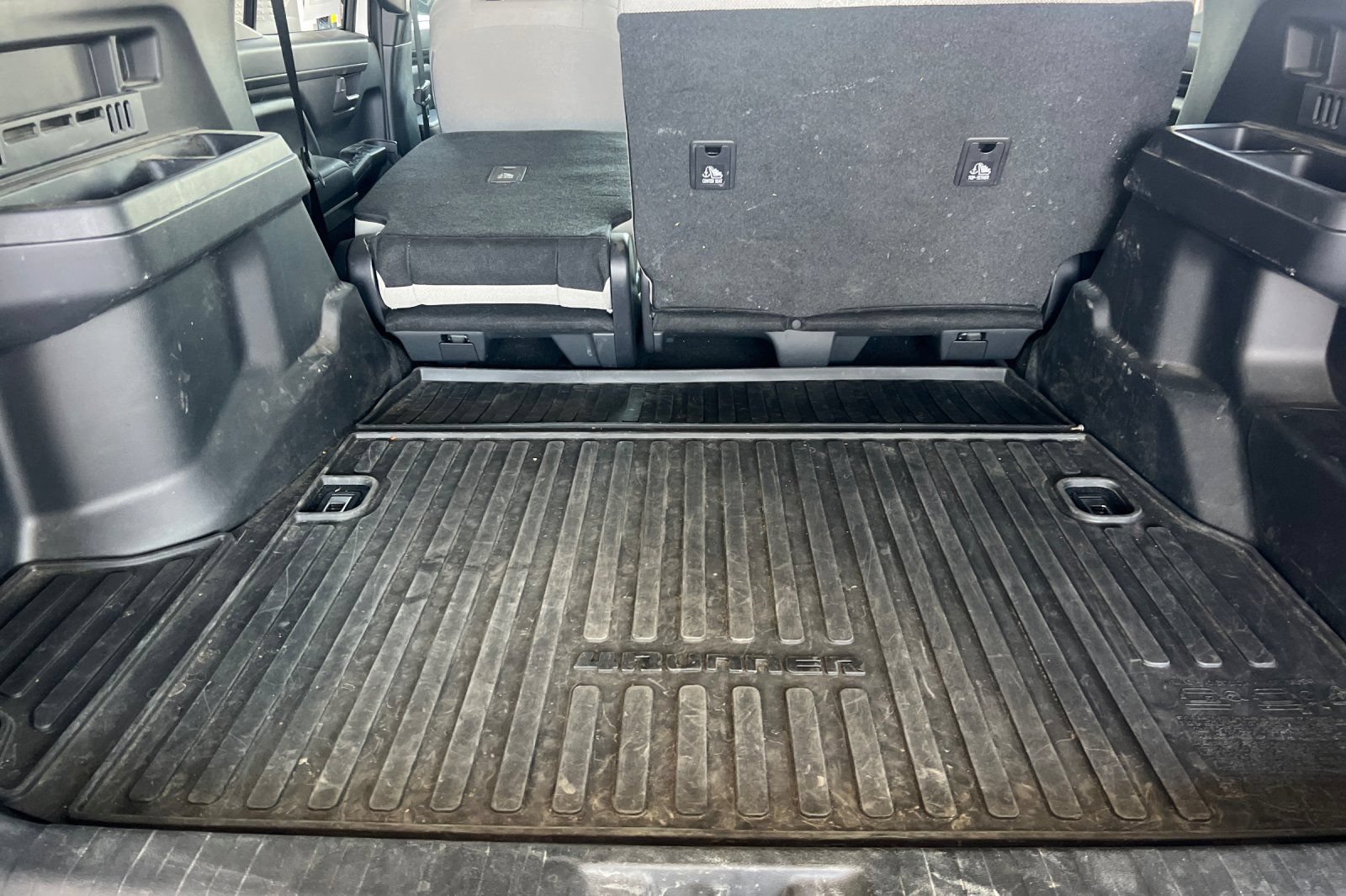 Used 2025 Toyota 4Runner SR5 AWD/4WD image 12
