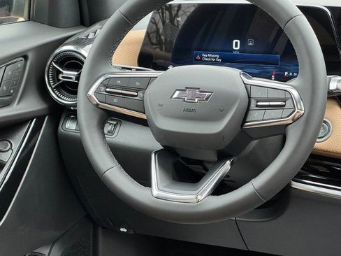 New 2026 Chevrolet Equinox ACTIV w/ Convenience Package III image 7