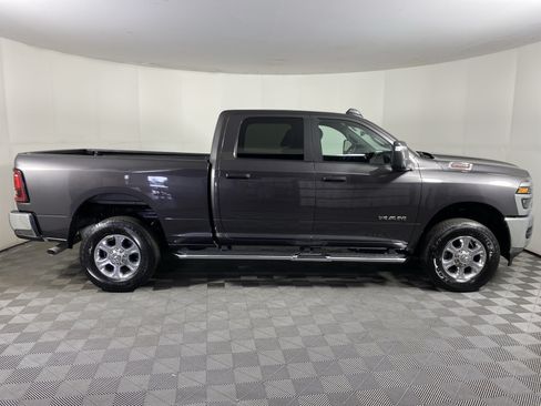 Used 2026 RAM 2500 Big Horn AWD/4WD image 5
