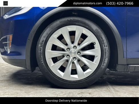 Used 2016 Tesla Model X 90D image 42