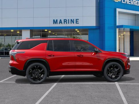 New 2027 Chevrolet Traverse RS w/ LPO, Floor Liner Package FWD image 5