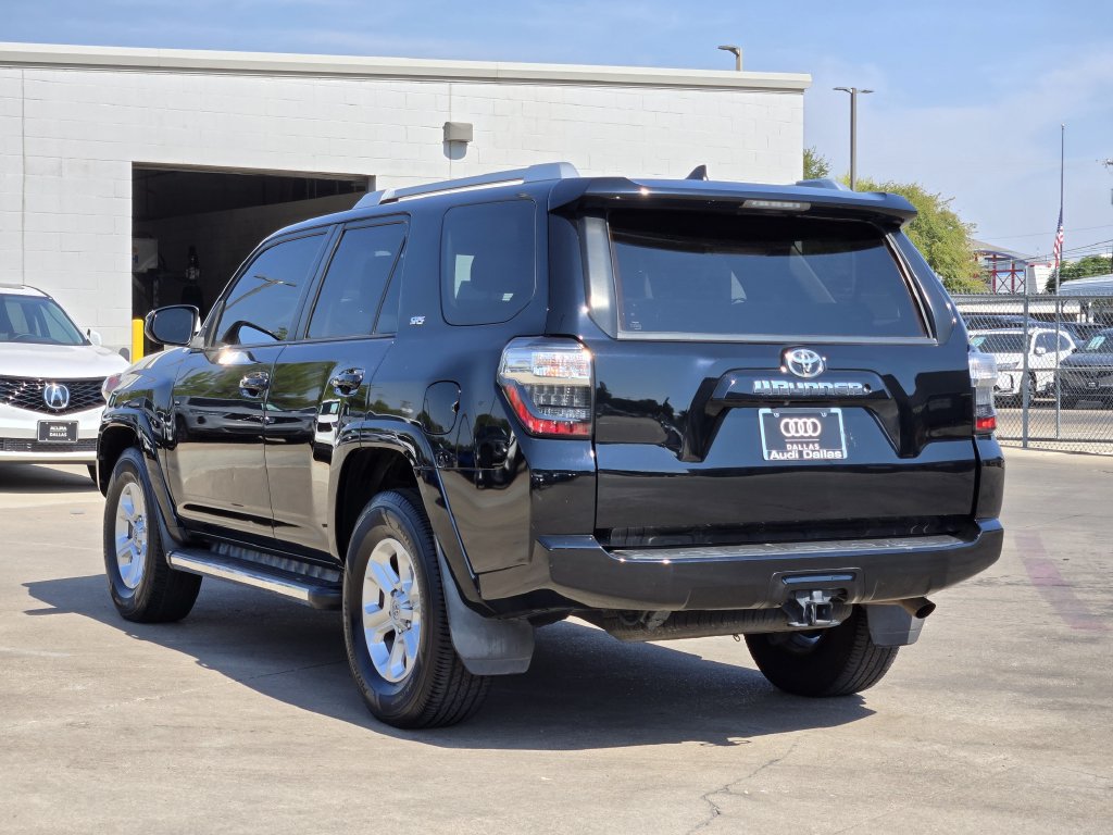 Used 2018 Toyota 4Runner SR5 RWD image 11