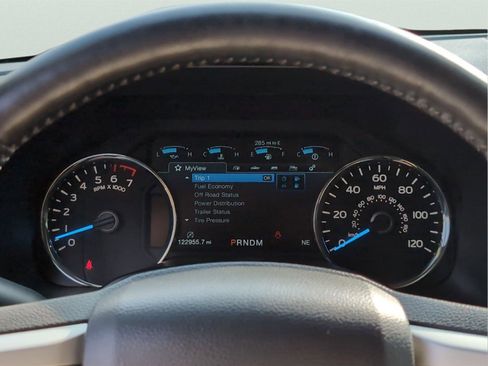 Used 2018 Ford F150 Lariat w/ Equipment Group 502A Luxury AWD/4WD image 21