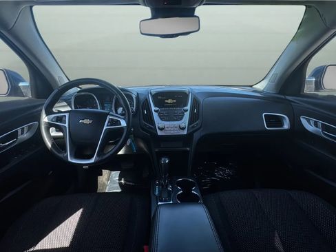 Used 2017 Chevrolet Equinox LT w/ Convenience Package FWD image 9
