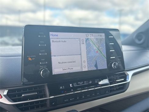 Used 2022 Toyota Sienna XLE image 16