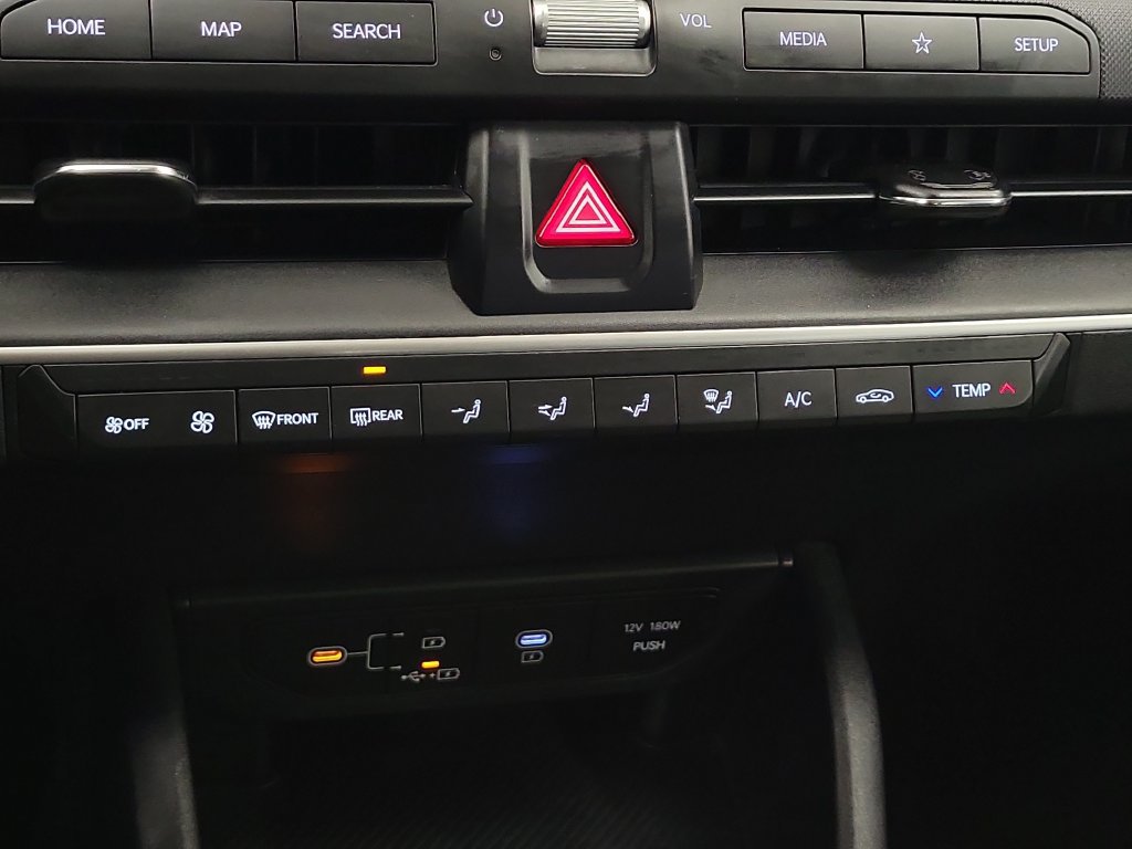 Used 2025 Kia K4 FWD image 22