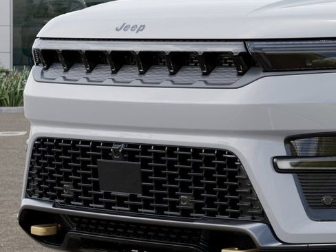 New 2026 Jeep Grand Wagoneer L 4WD image 11