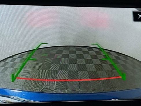 Used 2023 Volkswagen Taos SE image 14