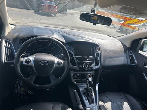 Used 2014 Ford Focus Titanium FWD image 14