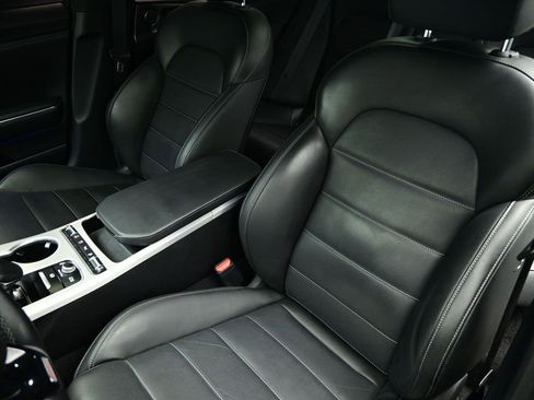 Certified 2021 Kia Stinger GT2 image 23