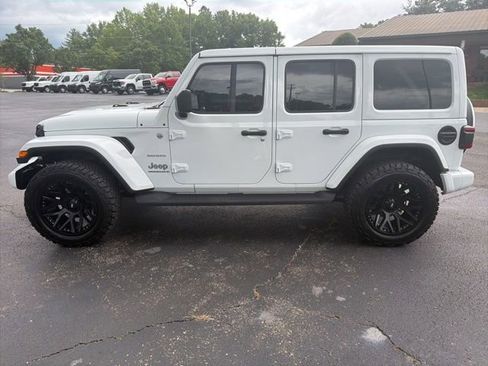 Used 2024 Jeep Wrangler Unlimited Sahara w/ Technology Group AWD/4WD image 10