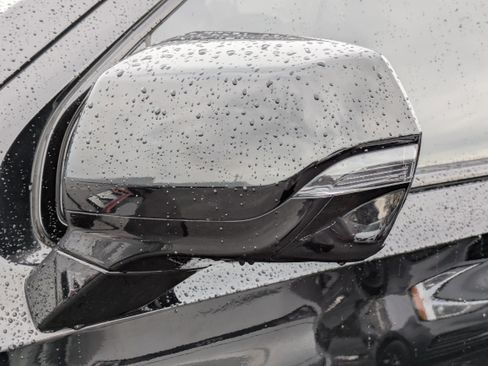 Used 2023 Chevrolet Tahoe Z71 w/ Luxury Package image 35