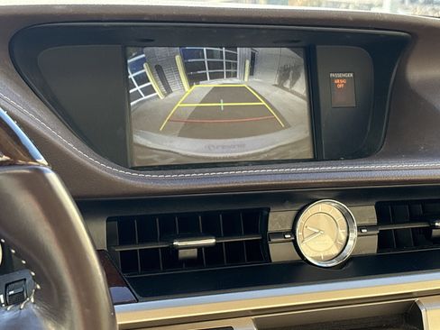 Used 2017 Lexus ES 350 image 25