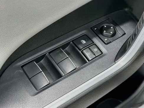 Certified 2021 Toyota RAV4 Limited AWD/4WD image 18