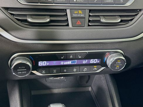 Used 2019 Nissan Altima 2.5 SV FWD image 15