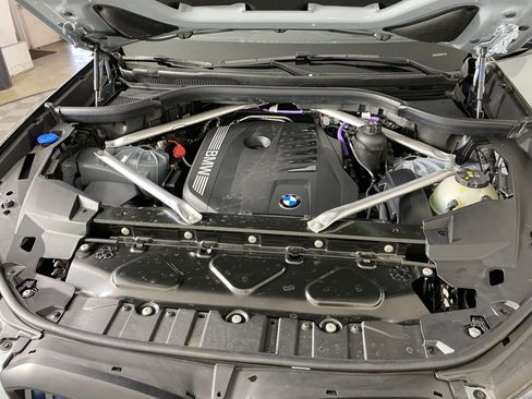 Certified 2025 BMW X5 xDrive40i w/ M Sport Package image 32