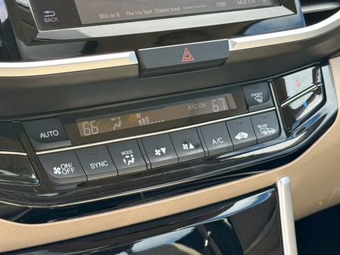 Used 2017 Honda Accord EX-L image 26