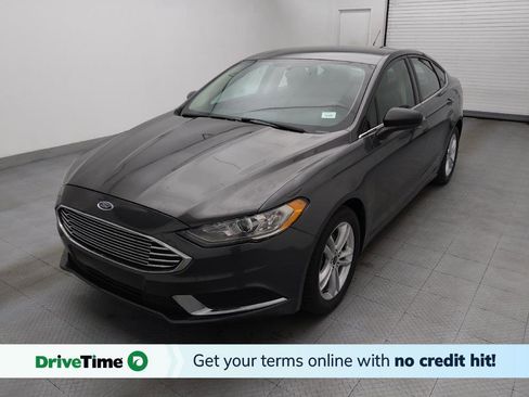 Used 2018 Ford Fusion SE w/ Fusion SE Technology Package image 1
