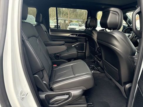 New 2026 Jeep Grand Wagoneer L 4WD image 41