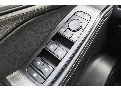 Used 2023 Nissan Rogue SV image 19