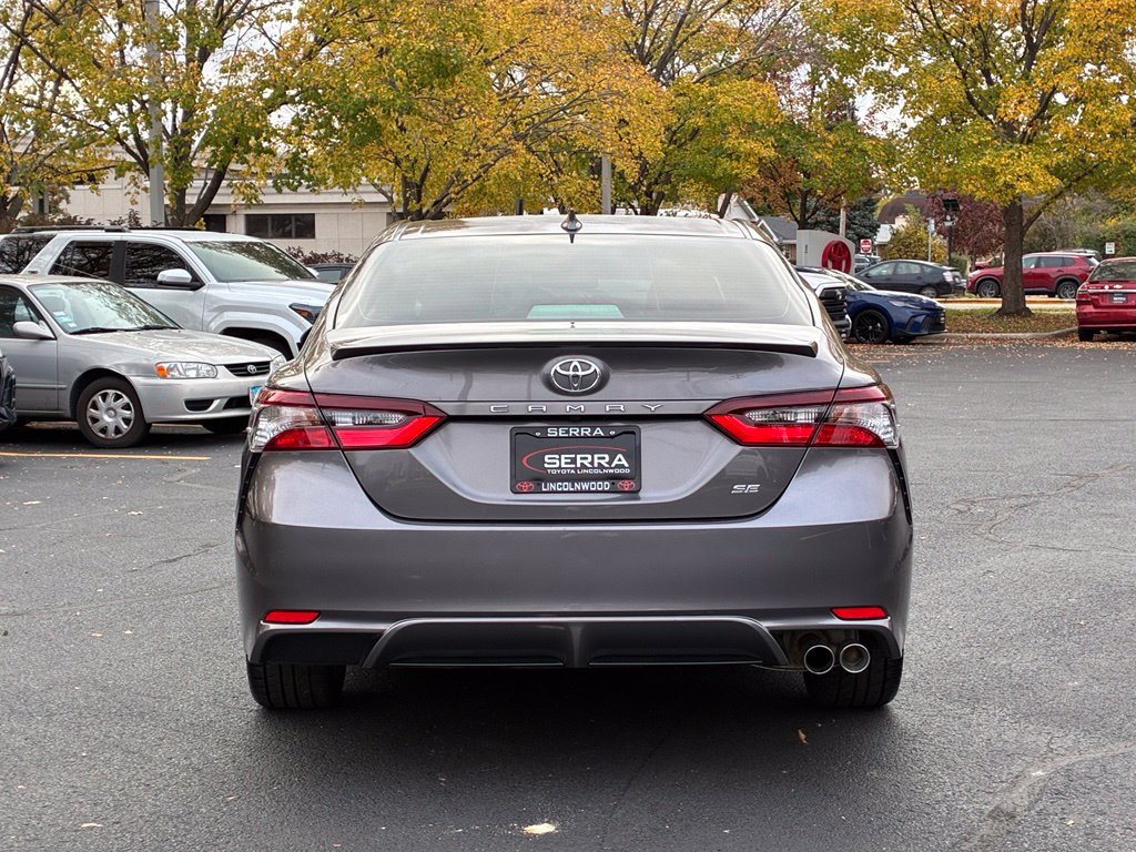 Used 2024 Toyota Camry SE FWD image 6
