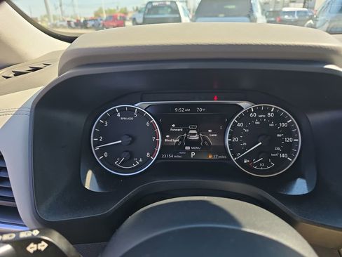 Used 2023 Nissan Rogue SV image 26