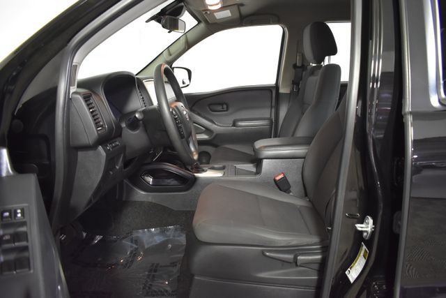 Used 2022 Nissan Frontier S w/ Technology Package AWD/4WD image 11
