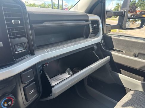 Used 2026 Ford F350 XLT AWD/4WD image 30
