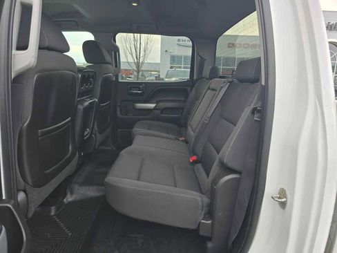 Used 2015 Chevrolet Silverado 3500 LT image 17