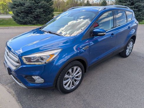 Used 2017 Ford Escape Titanium w/ Canadian Touring Package AWD/4WD image 5