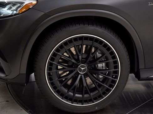 New 2026 Mercedes-Benz GLC 43 AMG 4MATIC image 12