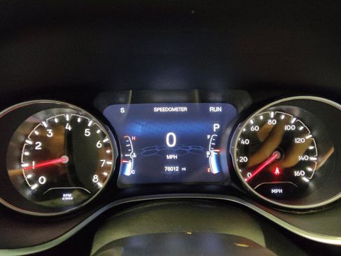 Used 2018 Jeep Compass Sport w/ Tech Group AWD/4WD image 23