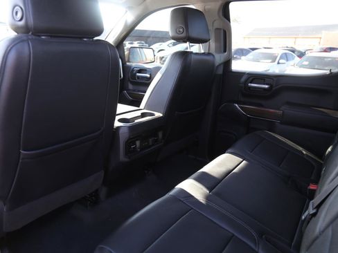 Used 2021 Chevrolet Silverado 1500 LT Trail Boss w/ Convenience Package II image 17