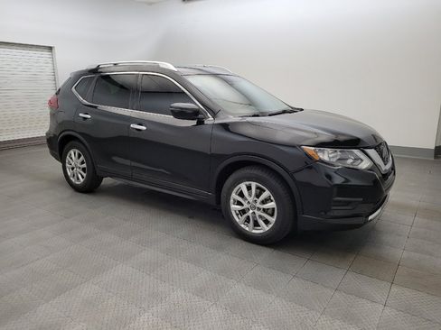 Used 2020 Nissan Rogue SV FWD image 11