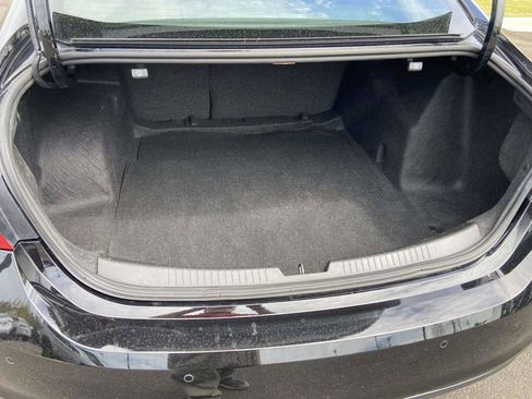 Used 2025 Chevrolet Malibu LT FWD image 12