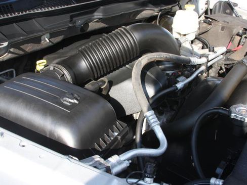 Used 2014 RAM 1500 Express AWD/4WD image 22