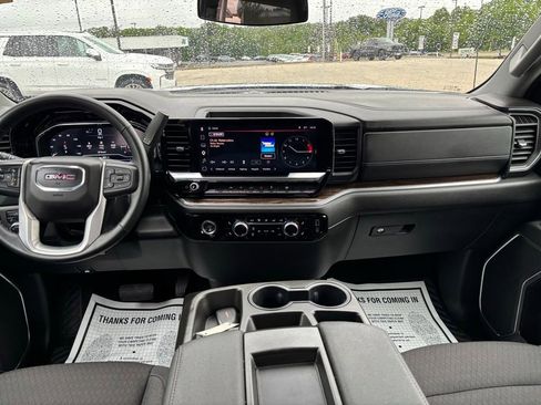 Used 2023 GMC Sierra 1500 SLE AWD/4WD image 13