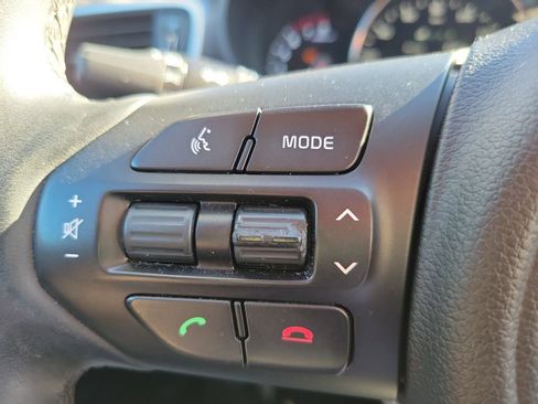 Used 2018 Kia Sorento LX w/ LX V6 Convenience Package image 22