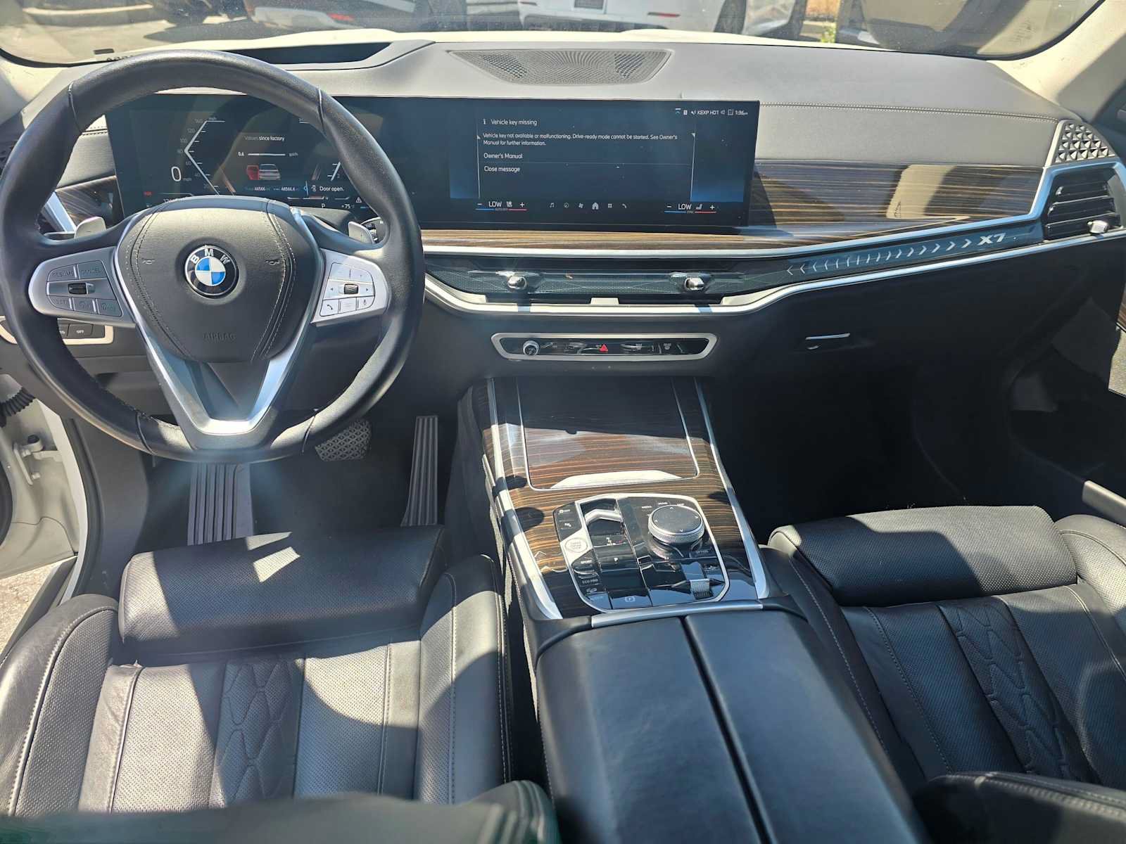 Used 2025 BMW X7 xDrive40i AWD/4WD image 22