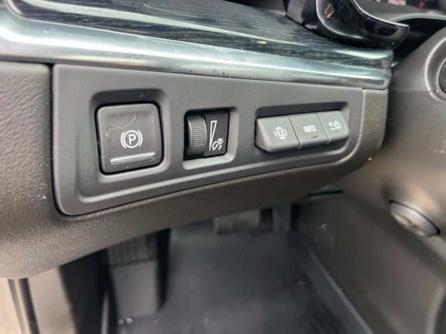 Certified 2026 Cadillac XT5 Premium Luxury w/ Driver Assist Package FWD image 18