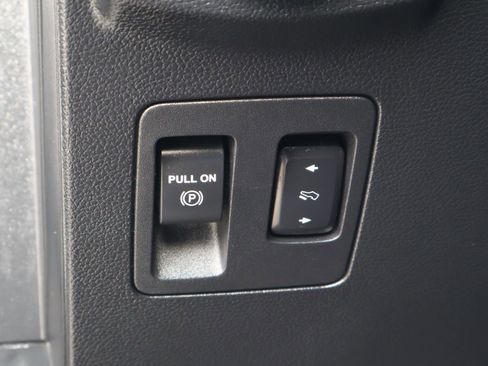 Used 2019 Ford Expedition Max Platinum image 27