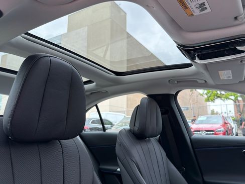 New 2026 Mercedes-Benz E 450 4MATIC Sedan image 15