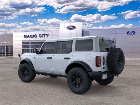 New 2026 Ford Bronco Badlands AWD/4WD image 4