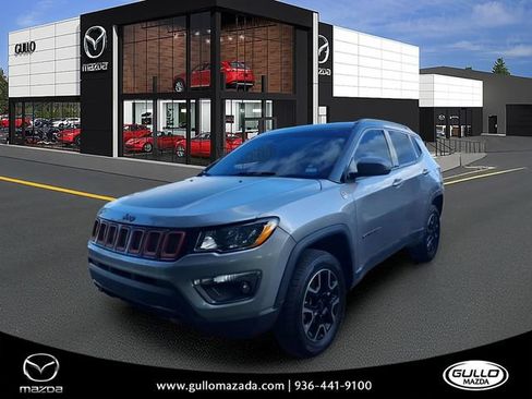 Used 2019 Jeep Compass Trailhawk AWD/4WD image 1