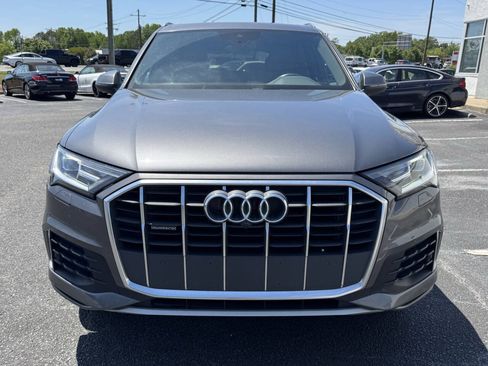 Used 2020 Audi Q7 2.0T Premium w/ Towing Package AWD/4WD image 2
