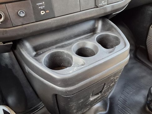 Used 2018 GMC Savana 2500 w/ Driver Convenience Package image 22