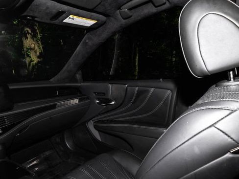 Used 2023 Lexus LS 500h AWD w/ Luxury Package image 17