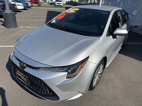 Certified 2022 Toyota Corolla LE FWD image 17